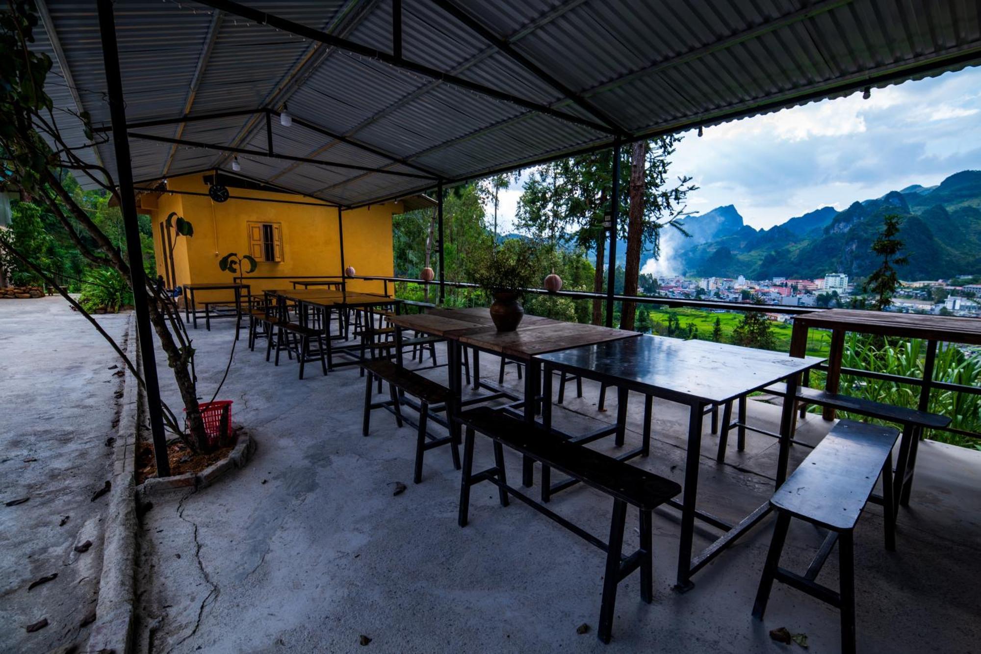 Dong Van Panorama Homestay ภายนอก รูปภาพ